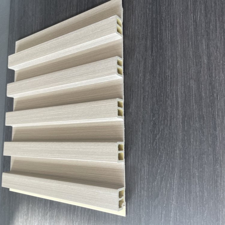 לוח קיר WPC מקורה חסין אש