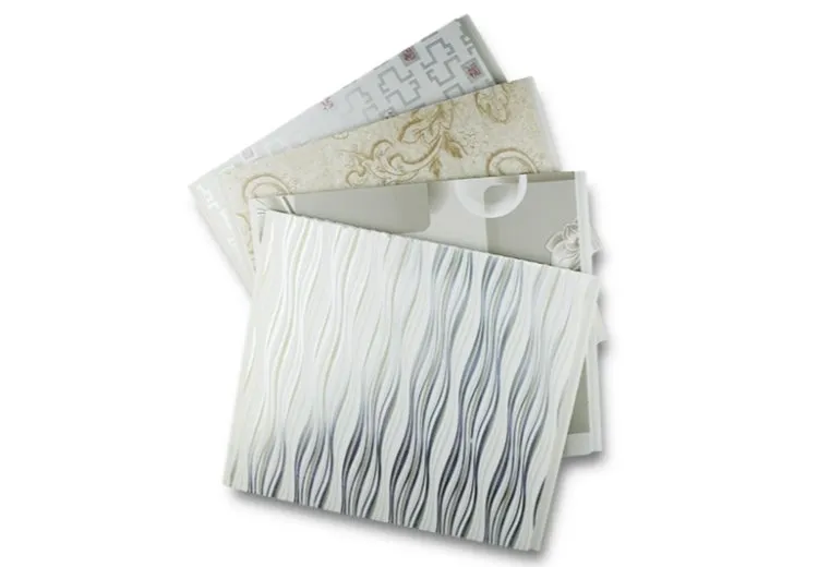 לוח תקרת PVC מקורה